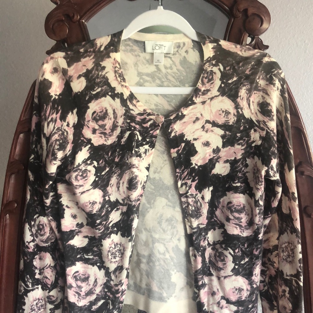 Ann Taylor LOFT Sweater